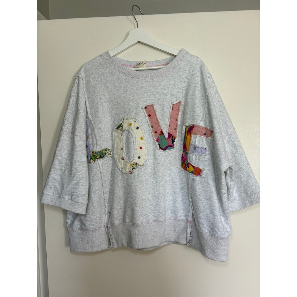 Artistic Works by Lu Short Sleeve Sweatshirt Small Heather Gray Patchwork Love - Picture 2 of 9